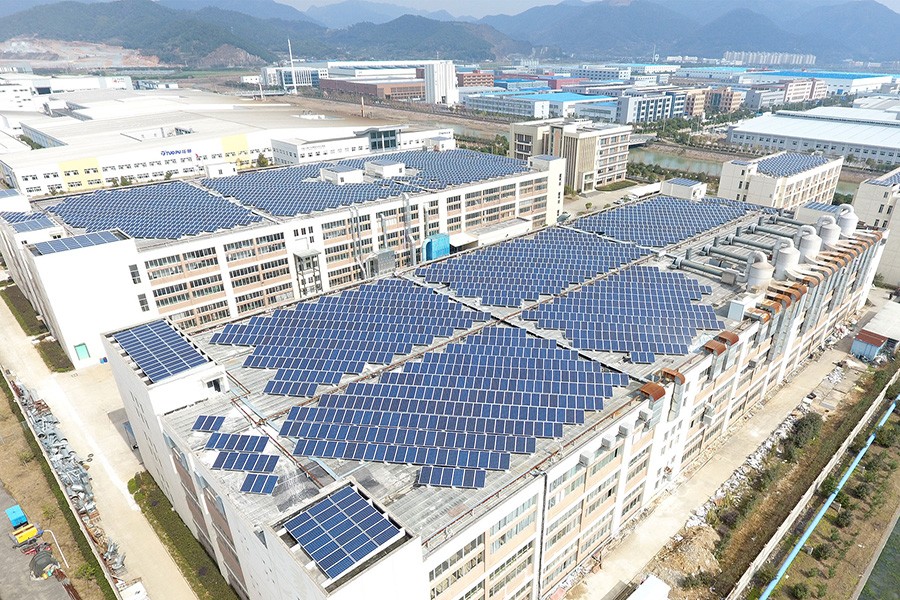 【凯发马竞】【 2025k8.com 支持USDT大额存取秒到 】致力于为每个家庭带来便捷、时尚的生活解决方案。我们的晾衣杆采用优质材料，坚固耐用，特别设计的防风结构确保您的衣物在任何天气条件下都能安全晾晒。无论是阳台、户外还是室内，凯发马竞的晾衣杆都能为您提供充足的晾晒空间，满足不同家庭的需求。 访问我们的官方网站——凯发·k8(国际)-马竞赞助商·官方网站，了解更多关于k8凯发的产品信息，探索